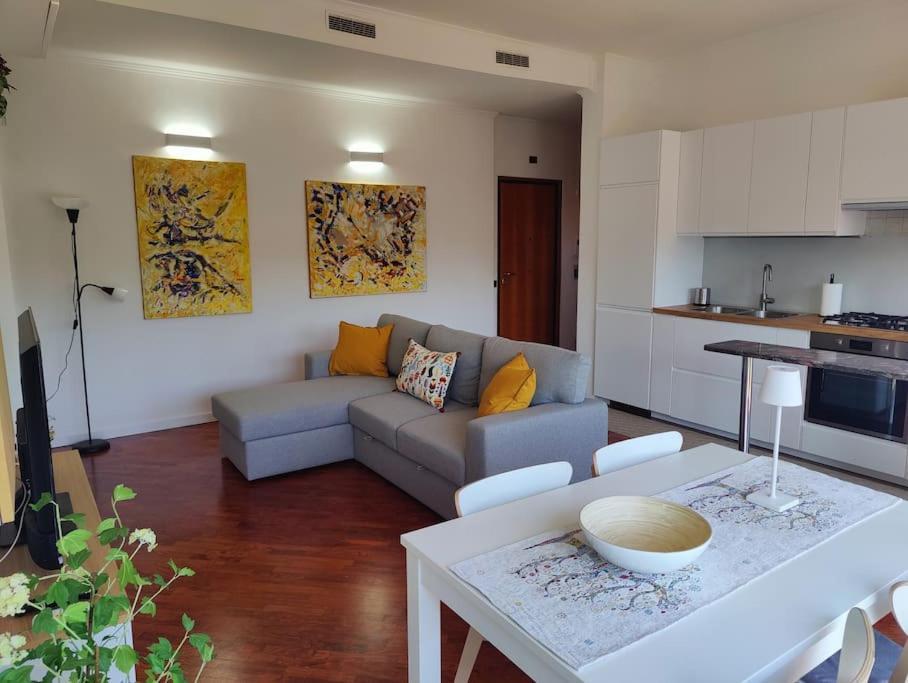 Apartamento Culla Di Diego Box Auto, Sospesi Nel Cielo! Roma